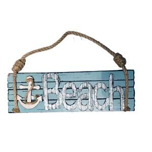 Cool Beach Themed Plank Wall Art